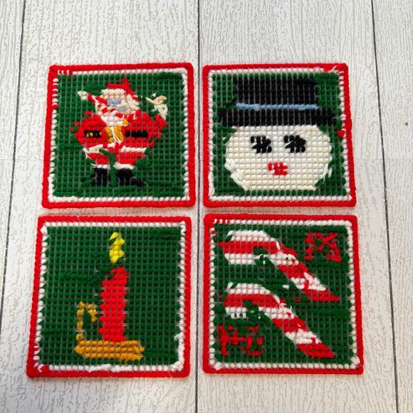 Vintage Plastic Canvas Christmas Coaster Set with Holder - Picture 3 of 9